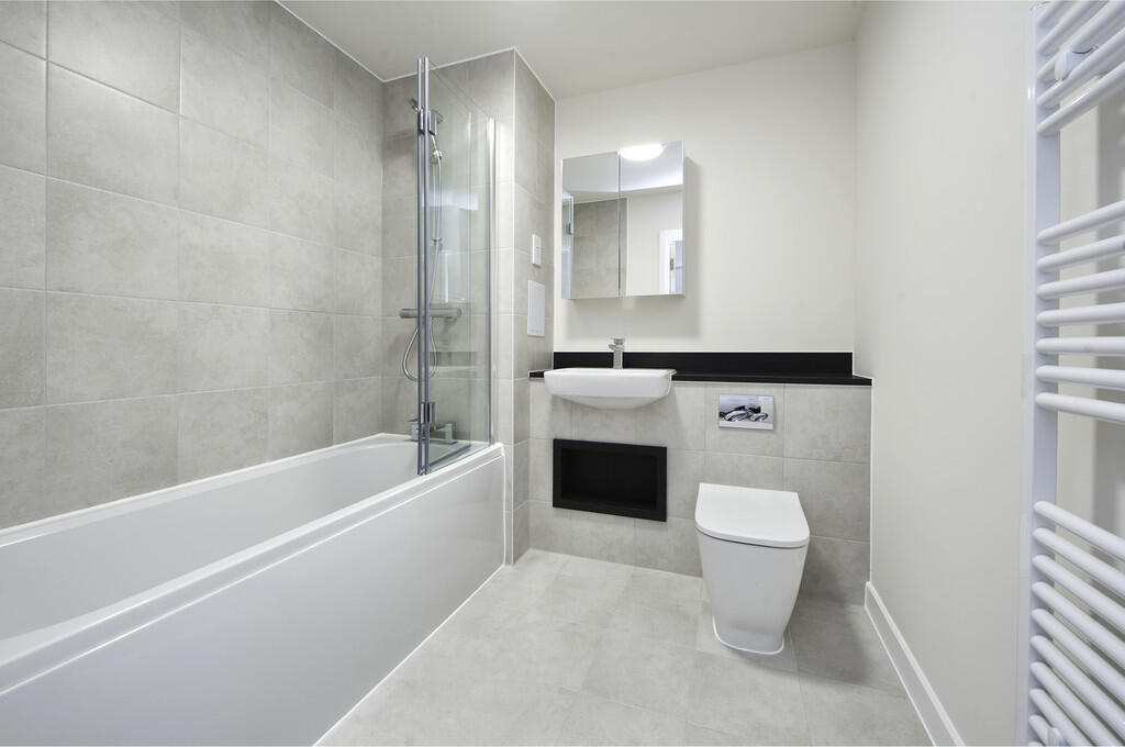 flat 12 iris hse-...