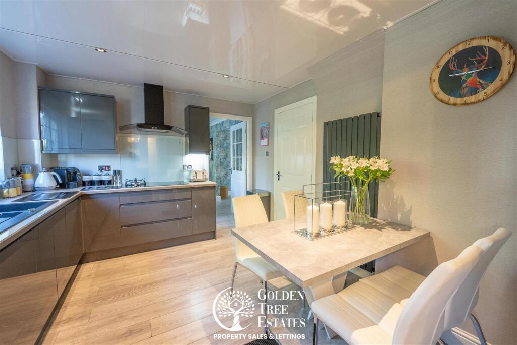 Images Above-09678.jpg