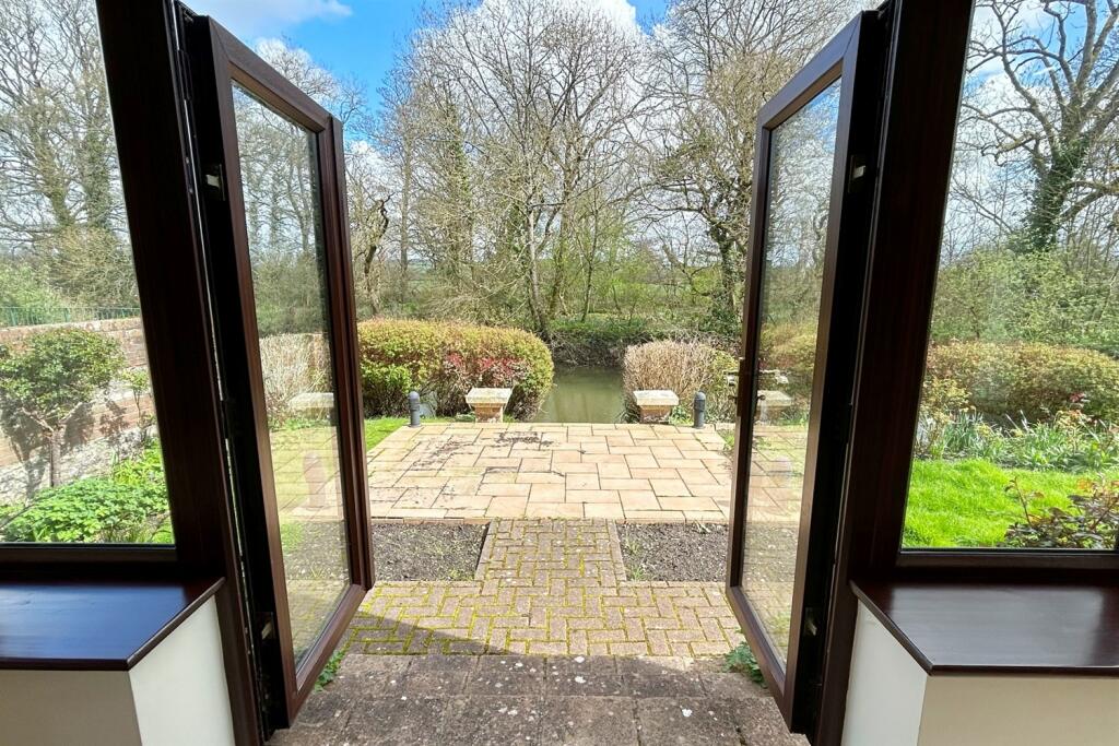 Garden Access