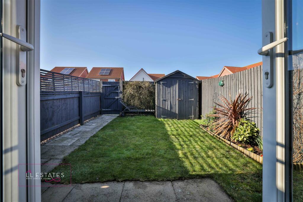 garden1.5.jpg