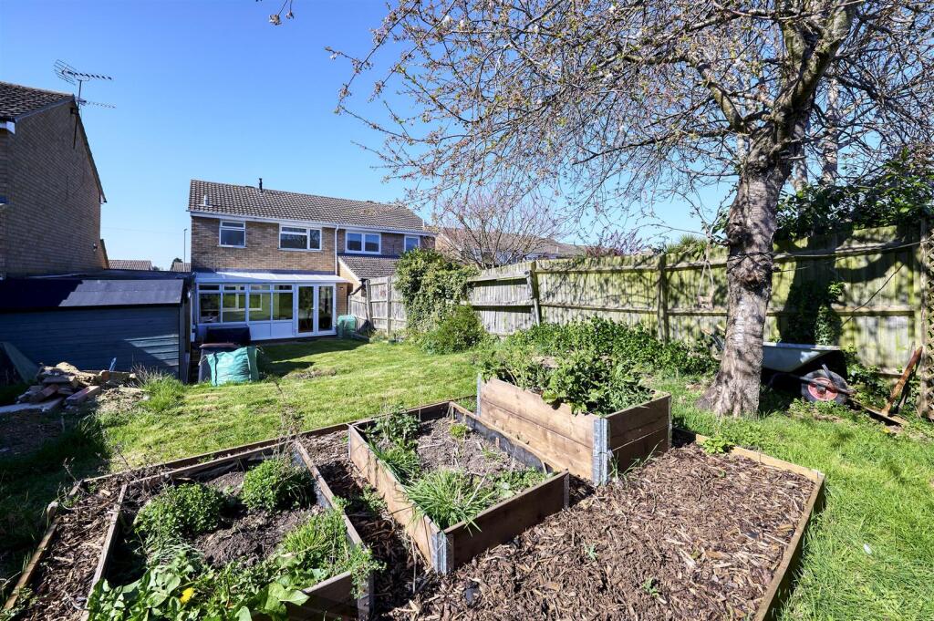 -6 Ashridge Close Rushden-132_HDR-13.jpg