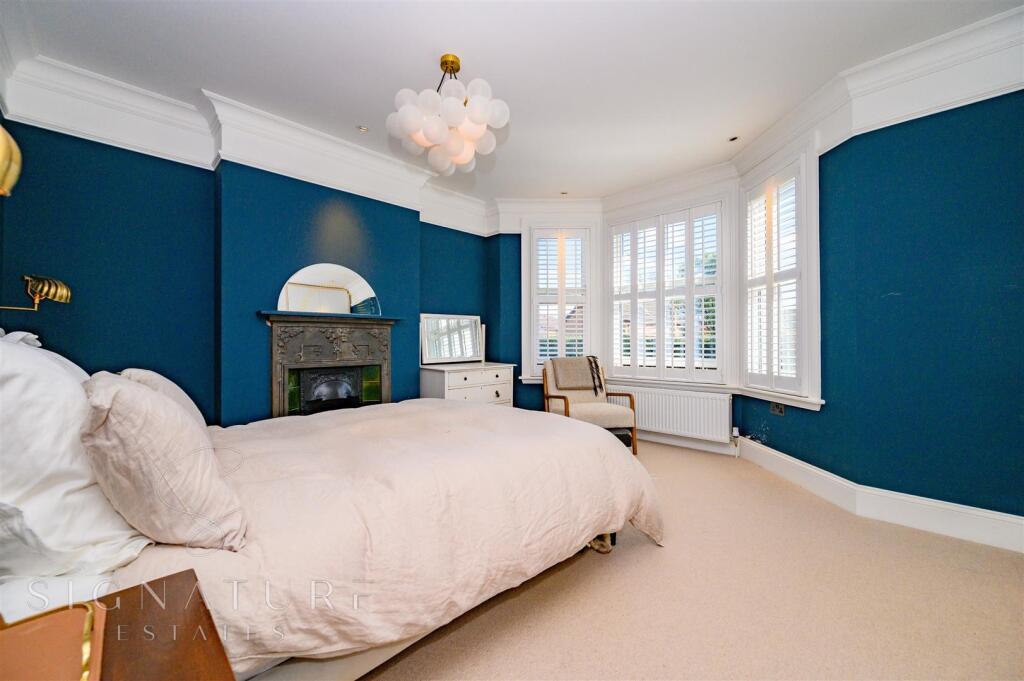 GreenLaneBovingdon_21.jpg