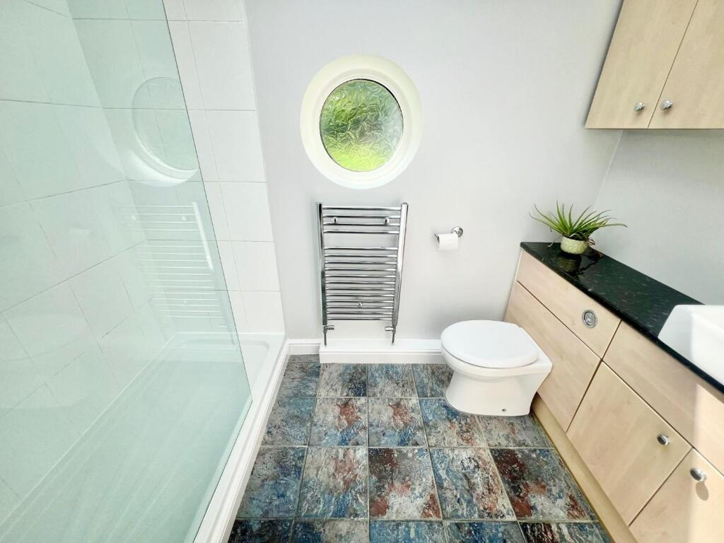 shower room.jpg