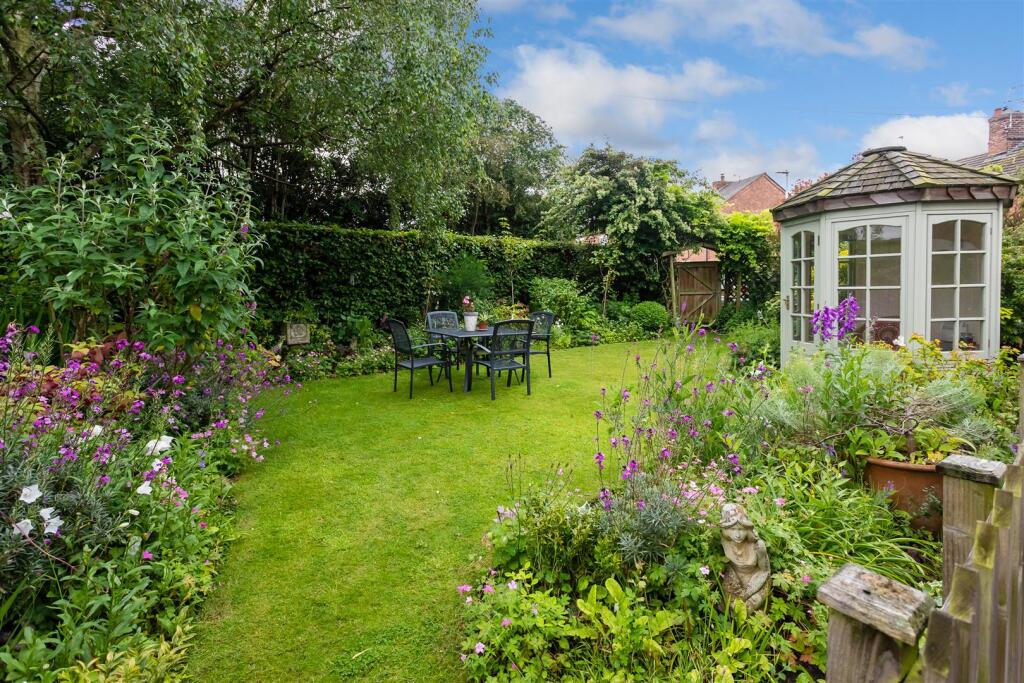 Garden1.jpg