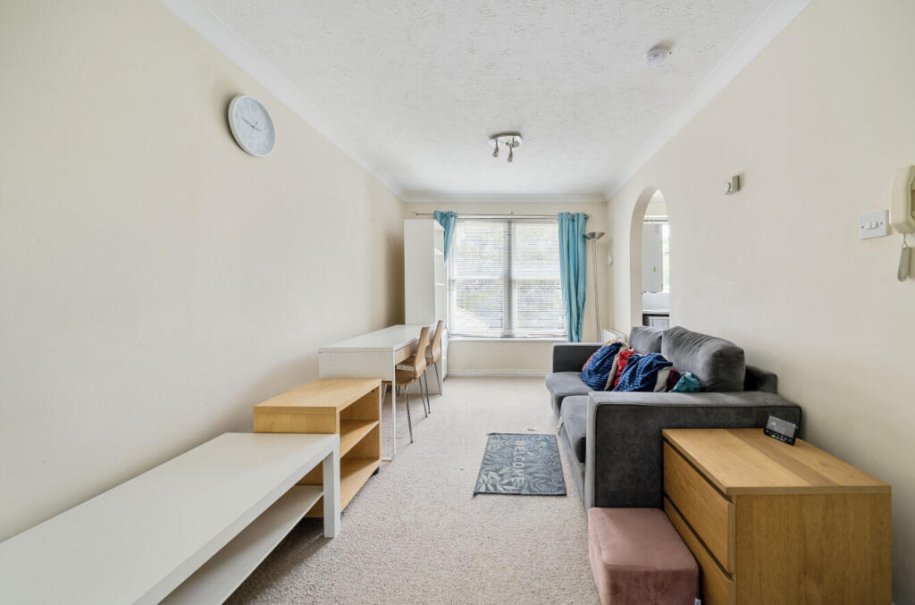 1311999-10-685e7c...