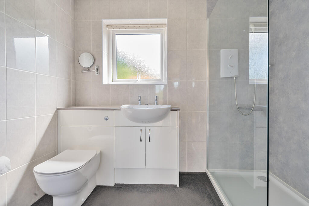 En-Suite Shower R...