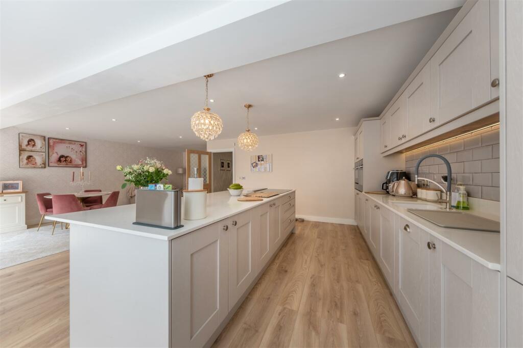 127a Crewe Road-004.jpg