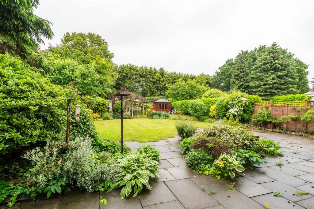 67A Hampton Lane_31.jpg