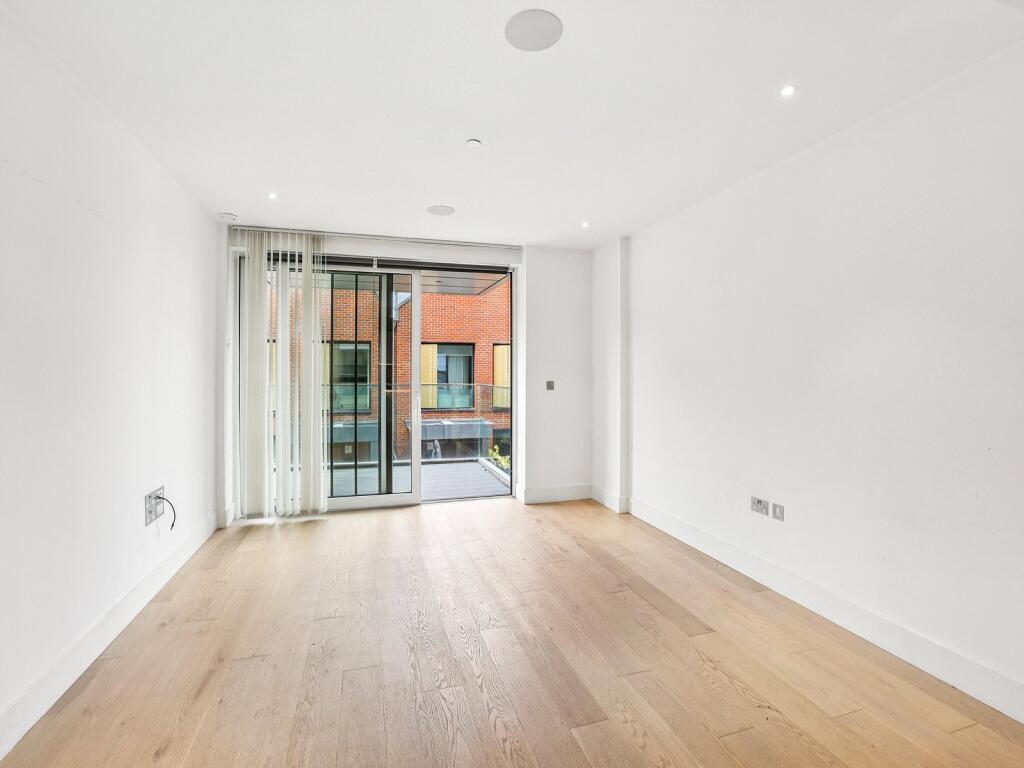 Westbourne Apartment