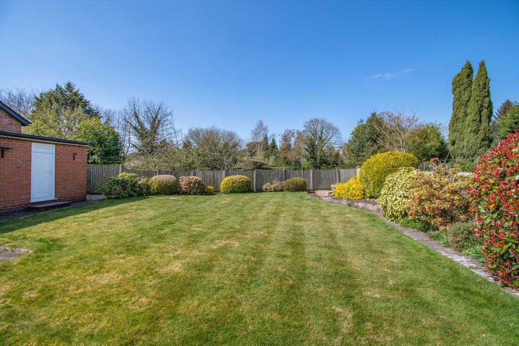 Garden to rear