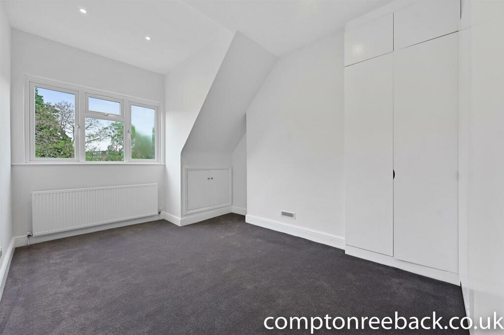 CR - 26C Chatsworth Road - BedroomB3 (1).jpg