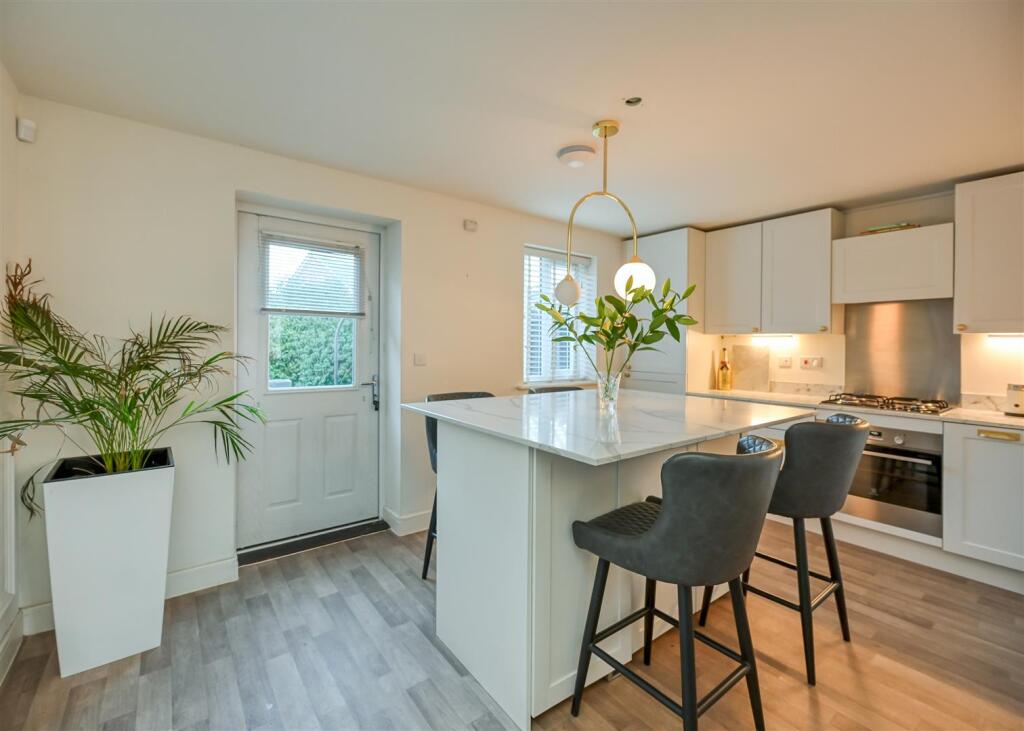 5 Leveson Crescent-08.jpg
