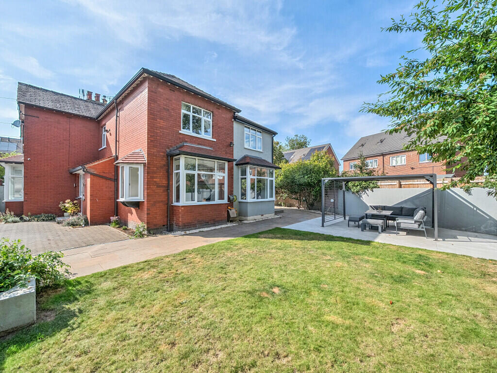 1340793-3-689caba...