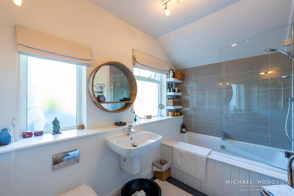 21, Laburnum Grove-46.jpg