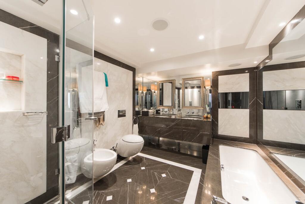 En-suite bathroom...