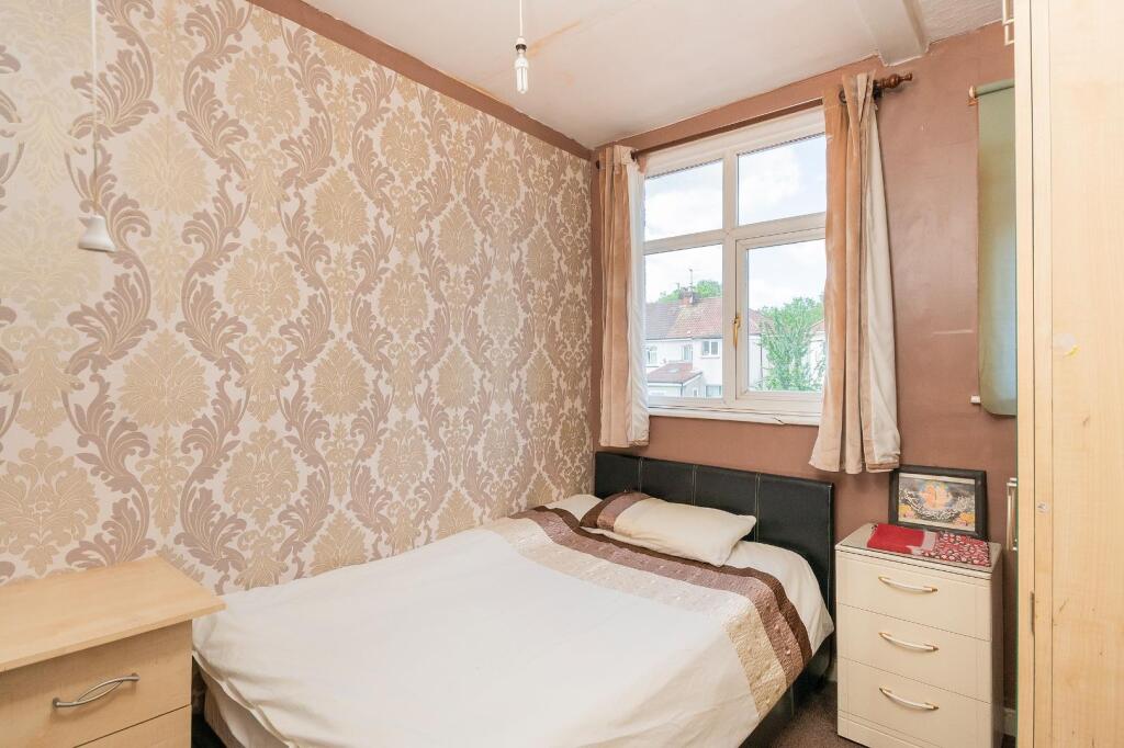 7S1R6EE - Bedroom G.jpg
