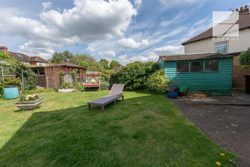 11 Dale View Gardens_0049.jpg