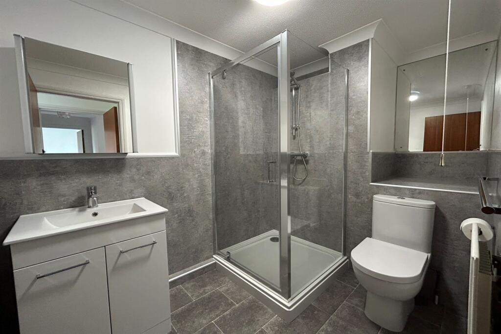 Ensuite