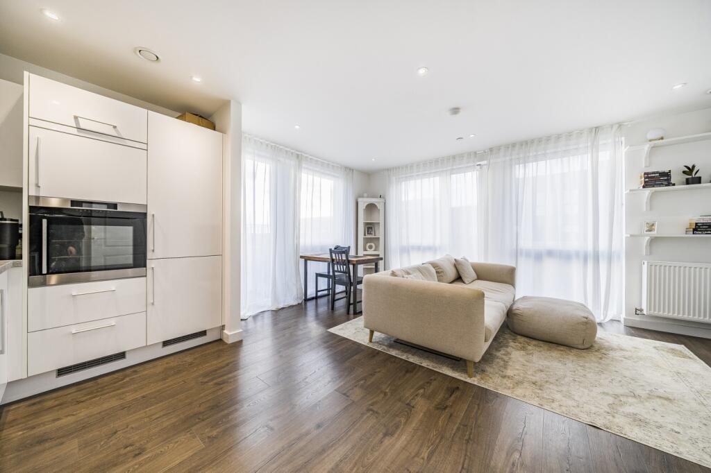 Kitchen/Reception