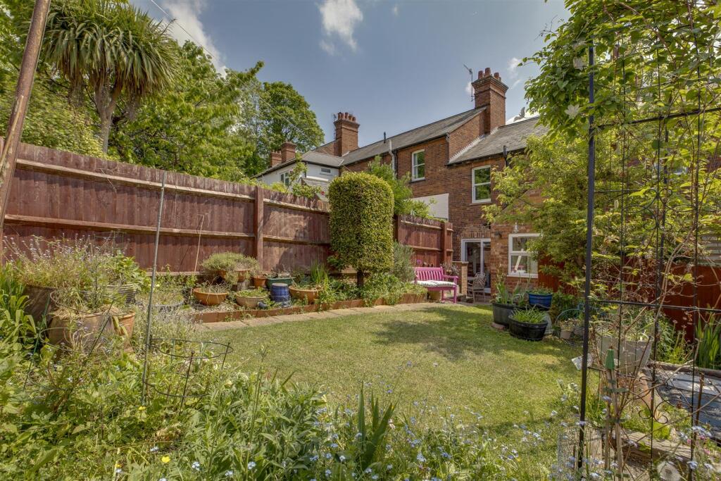 2 Lower Hamersley Lane, HP13 7DA-2.jpg