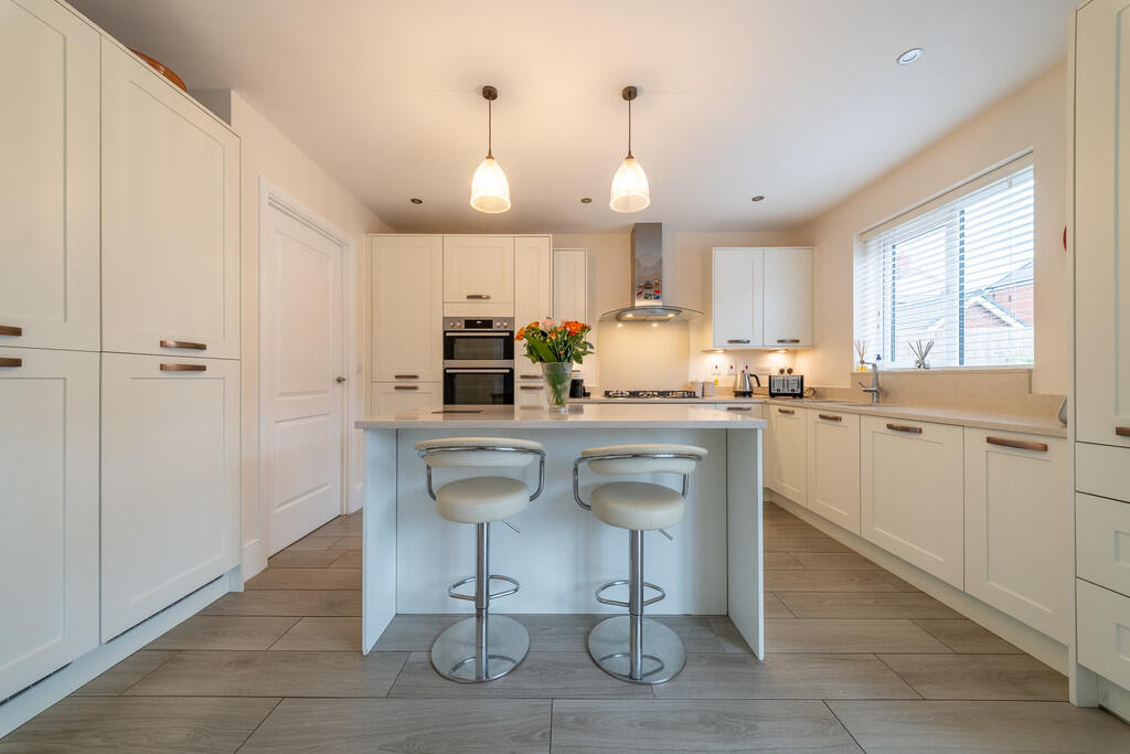 5 Curzon Avenue-2...