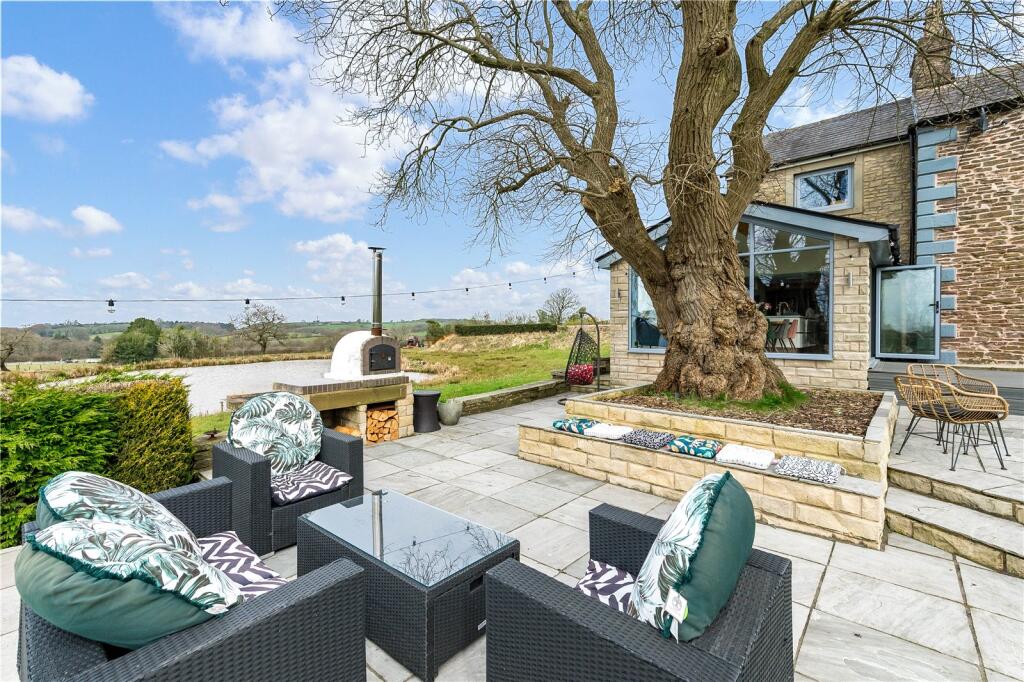 Outdoor Entertaining