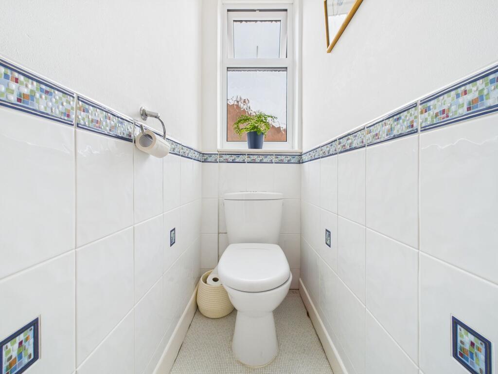 First Floor Wc
