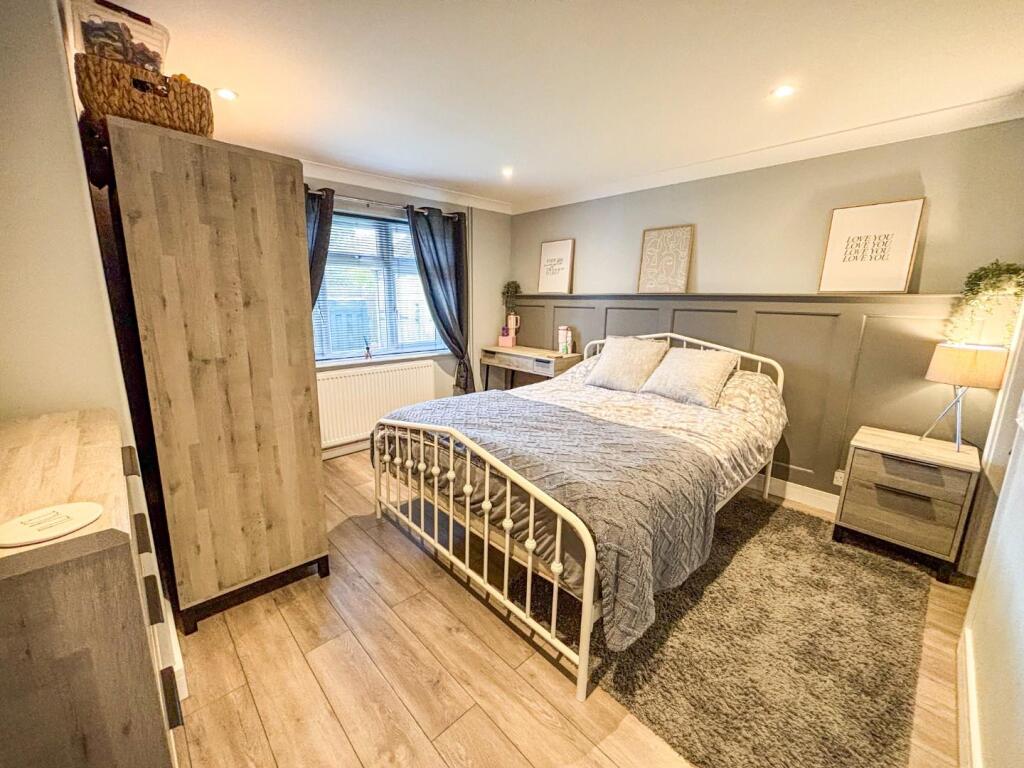 tlc_b7f536f1-6233-4e93-9c3e-61d18ee13d85_5569efb.j