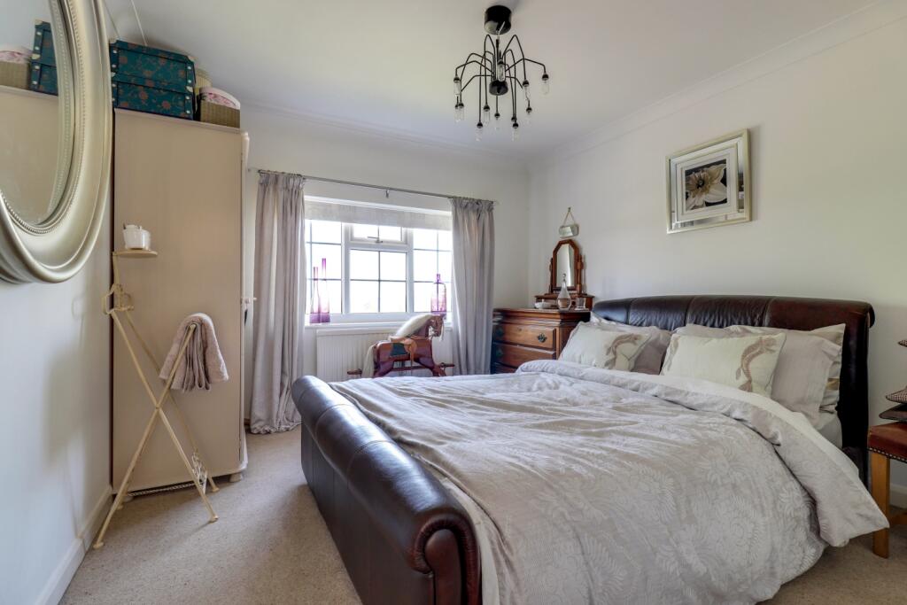 22- Rob Hammond EweMove Pontefract