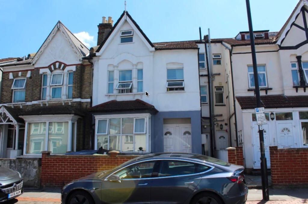 238 Whitehorse Road, Croydon, CR0 2LB