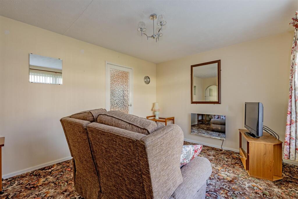 Reception Room-2.jpg