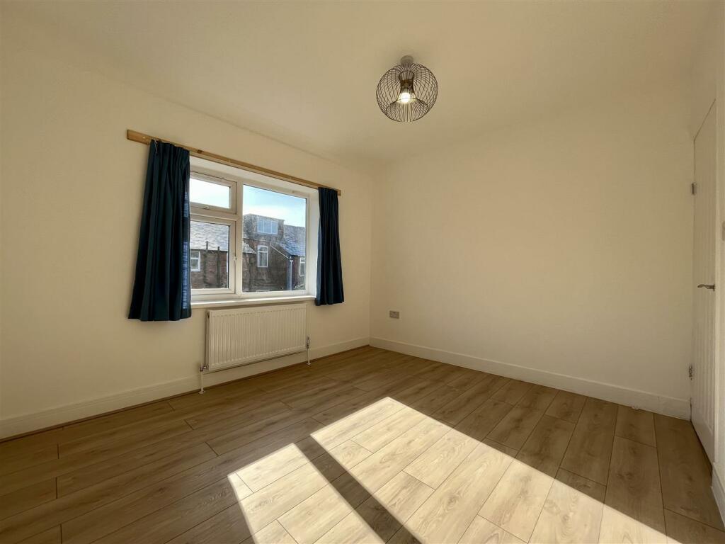 Bedroom 2 Aspect 2