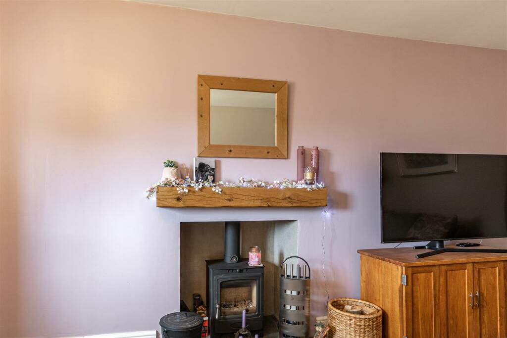 52 Tower Street Selkirk  (13).JPG
