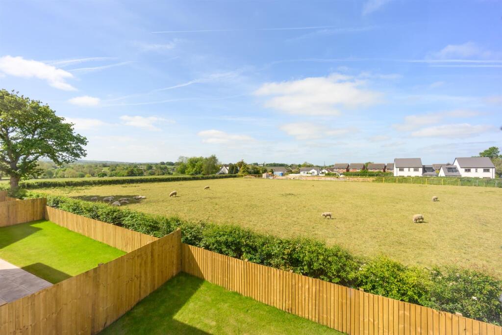 WELCOME TO STRAWBERRY MEADOWS