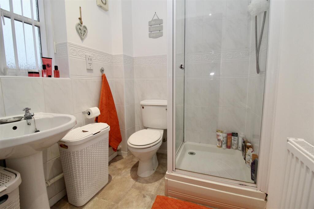 Shower Room En-Suite