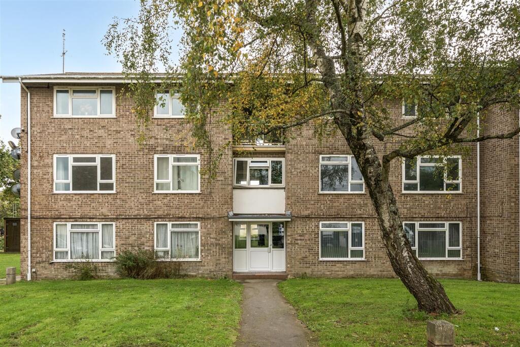 Empool Close