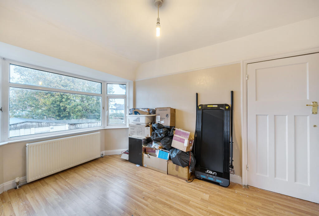 1369842-7-69021c9...