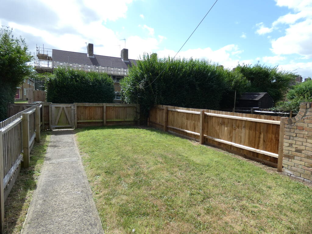 Pic 7 Garden (1).JPG