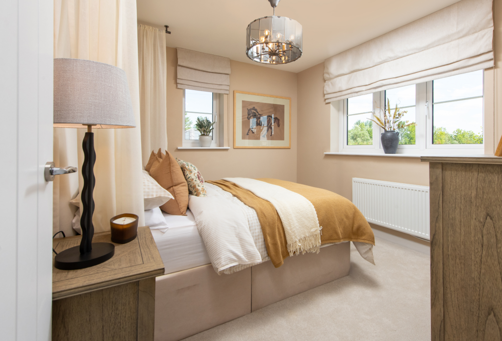 Larch-Bedroom-3