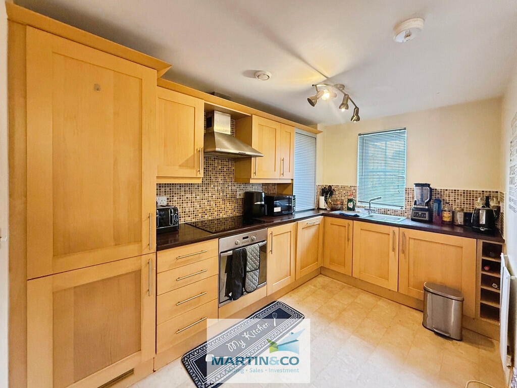 5f6ba813--4E47-B1...