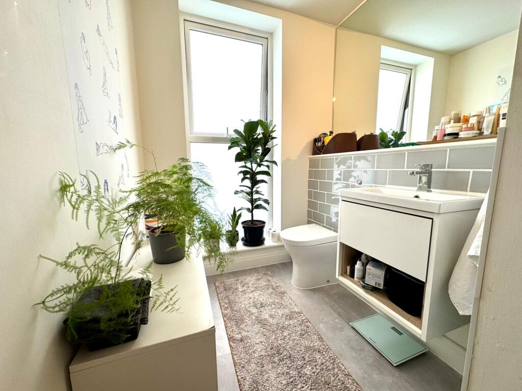 Bathroom 2