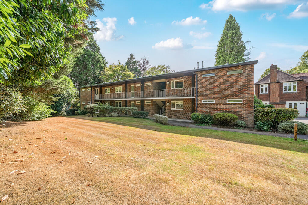 1328570-2-687e5b5...