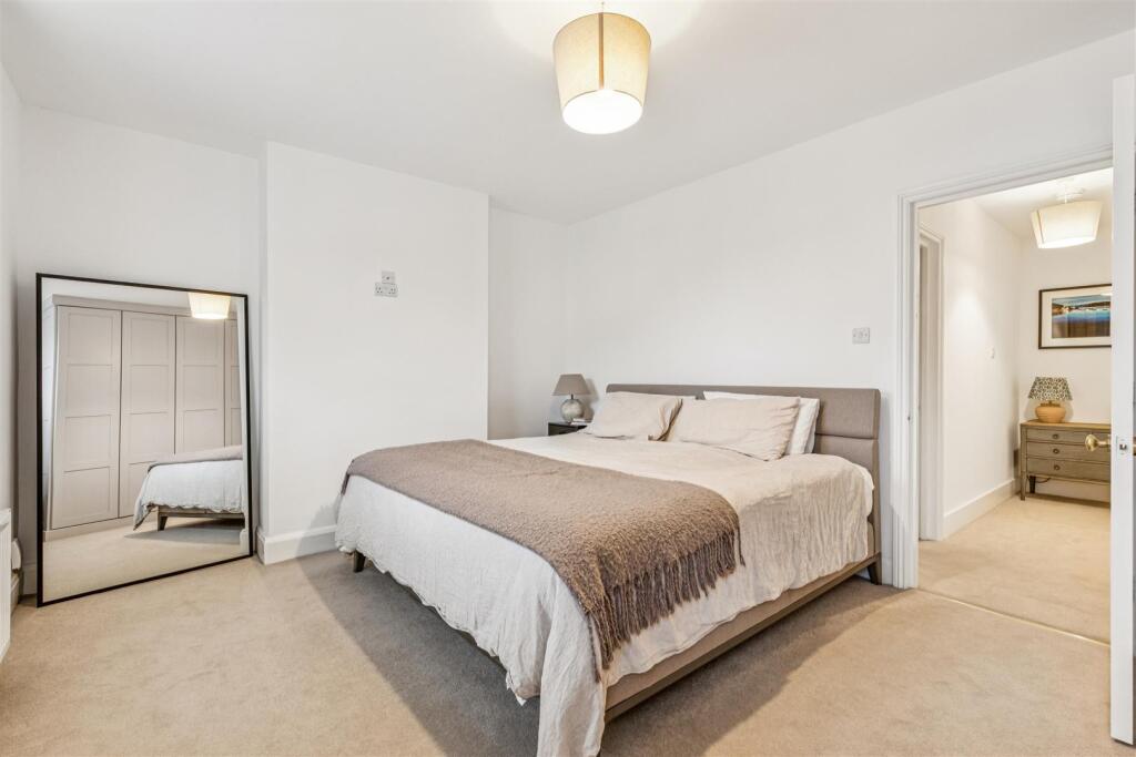 Hearne Road, W4 - FOR SALE