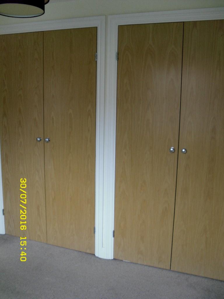 BED 1 WARDROBES