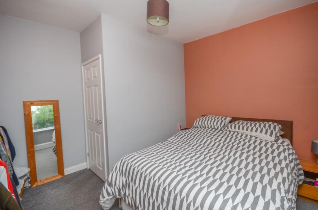 Bedroom one pic 2.jpg