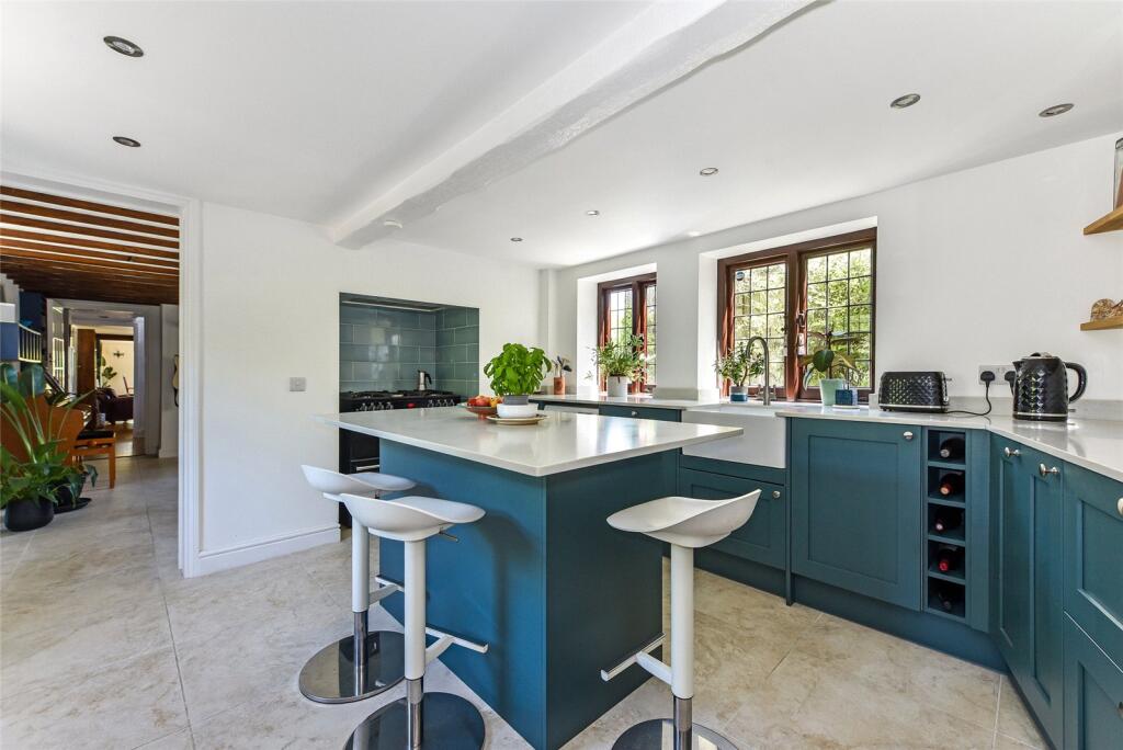 Kitchen/Breakfast Rm