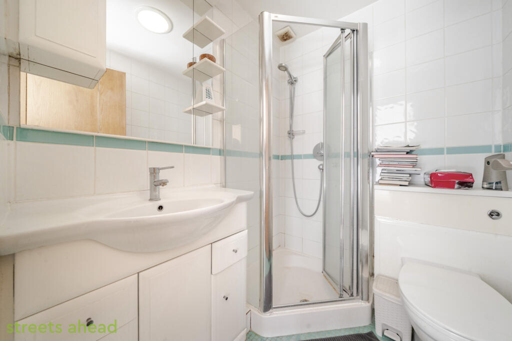 23305dc7-7e16-451...