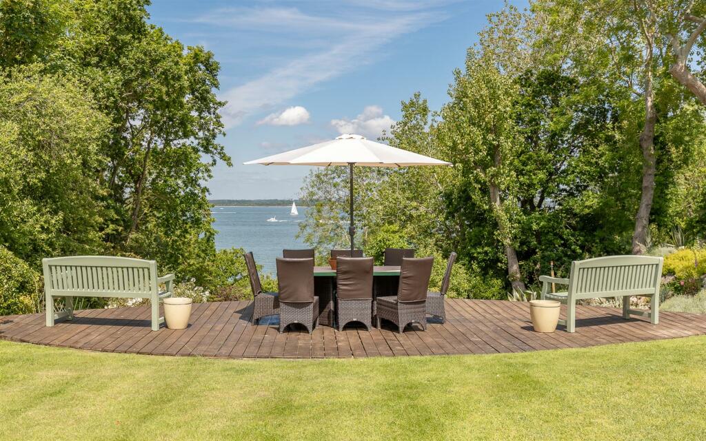 Terrace &amp; Solent Views