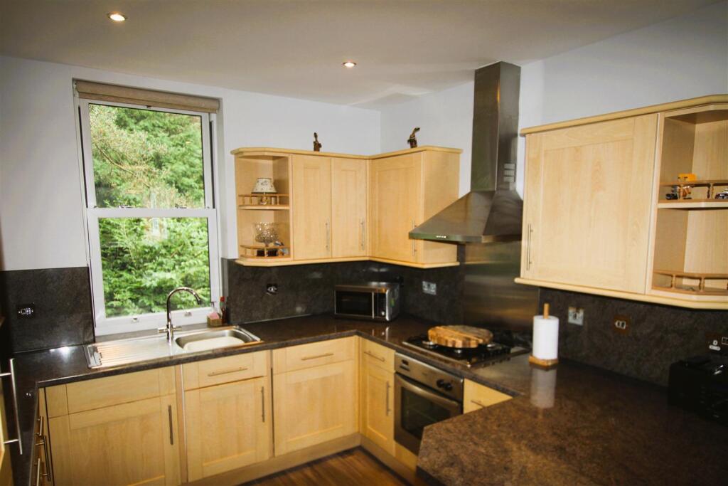 kitchen 333.JPG