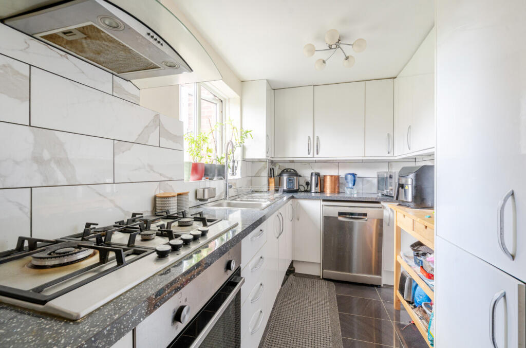 1313635-8-685970e...